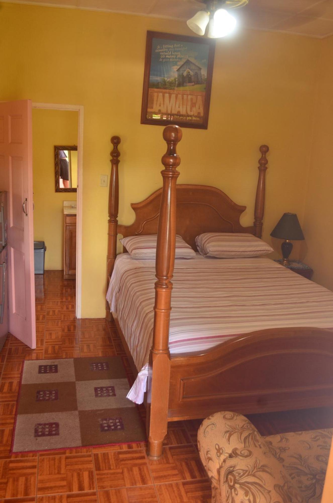 Little Shaw Park Guest House Ocho Ríos Exterior foto